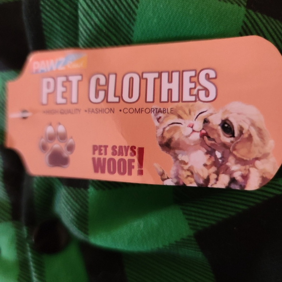 NWT XL Winter Pet Jacket PAWZ Road Removable hood - Picture 4 of 12
